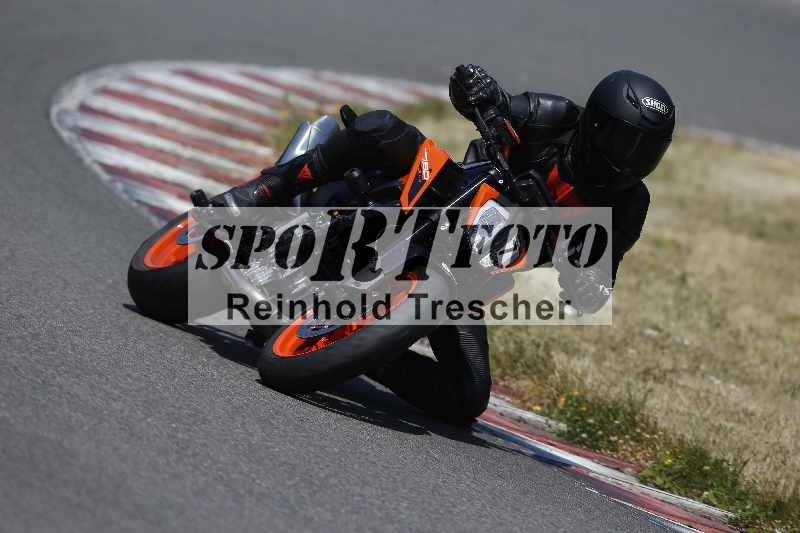Archiv-2023/28 05.06.2023 Moto Club Anneau du Rhin/blanc-novice/7